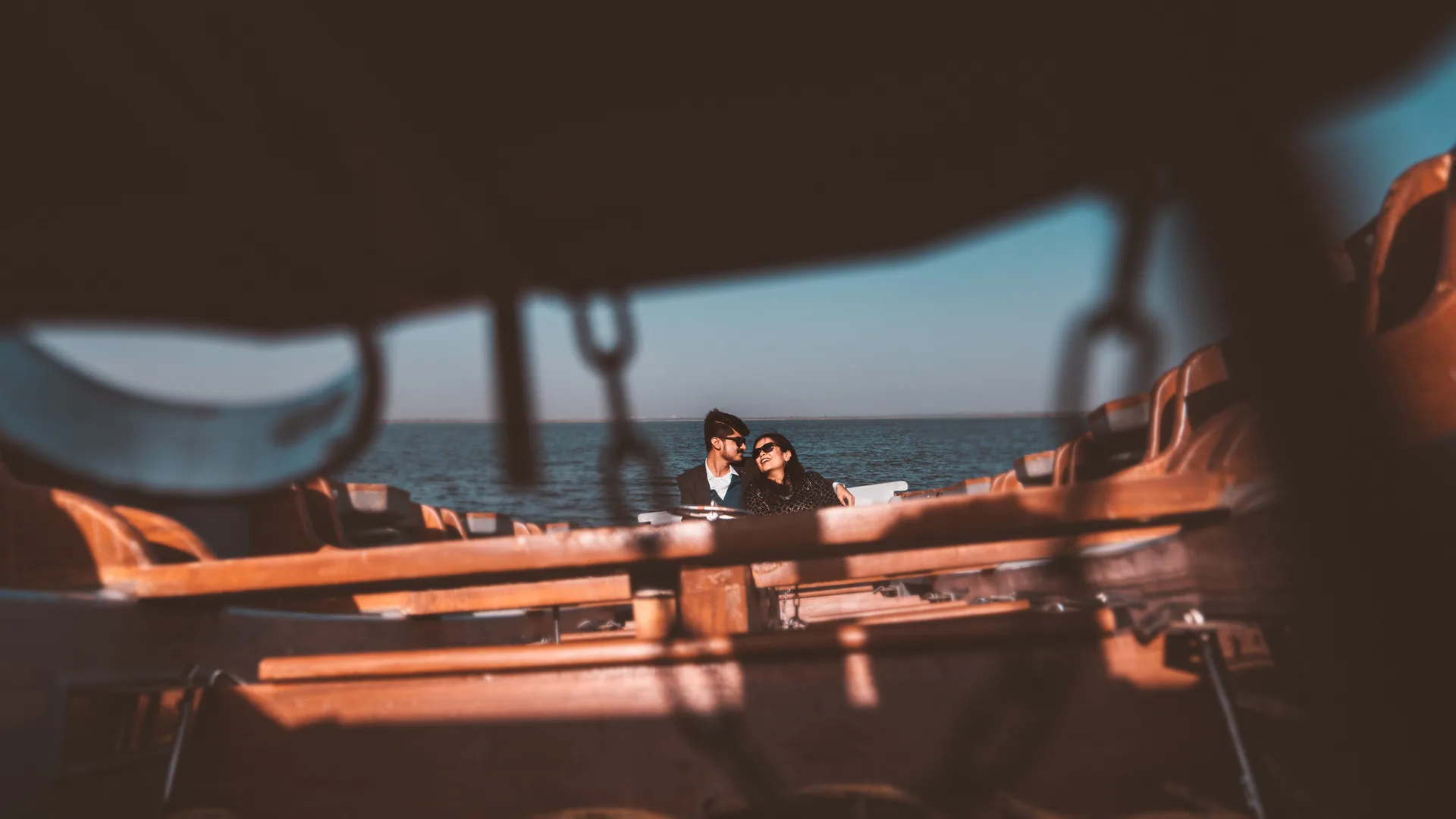 Turning Back — the couple photograph by Akshay Hirani